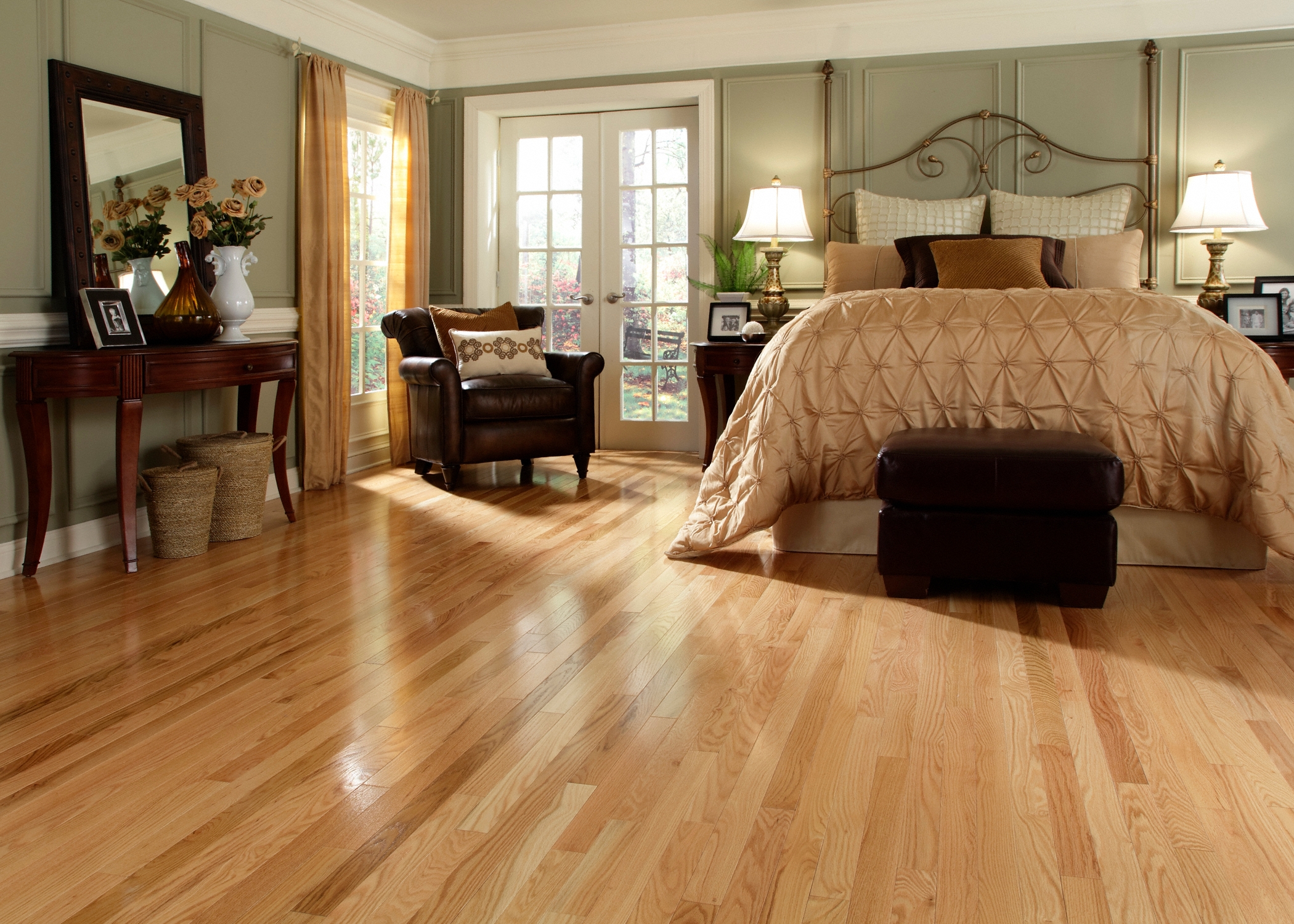 Red Oak Solid Hardwood Flooring 2 25, Red Oak Natural Finish Hardwood Flooring