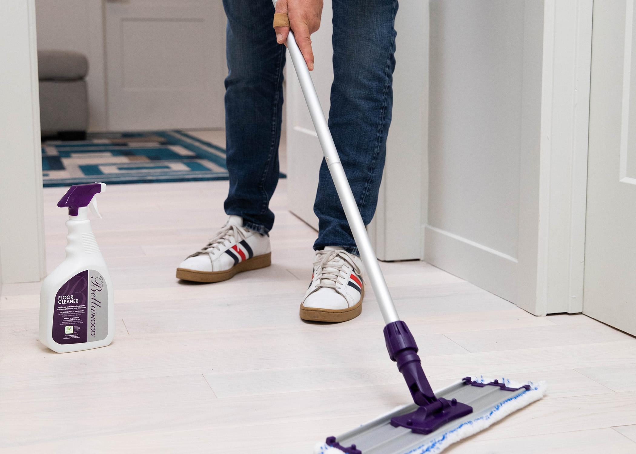 cleaning white engineered hardwood floor with bellawood cleaner