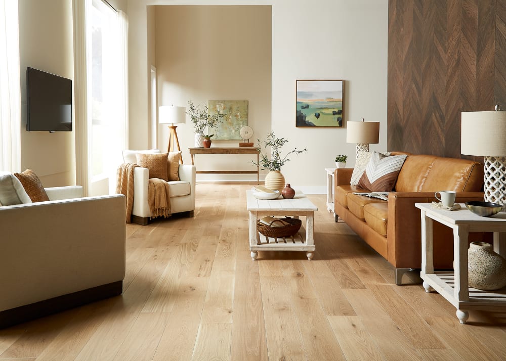 Bellawood Artisan 5/8 in. Amsterdam White Oak Engineered Hardwood Flooring  7.5 in. Wide | LL Flooring